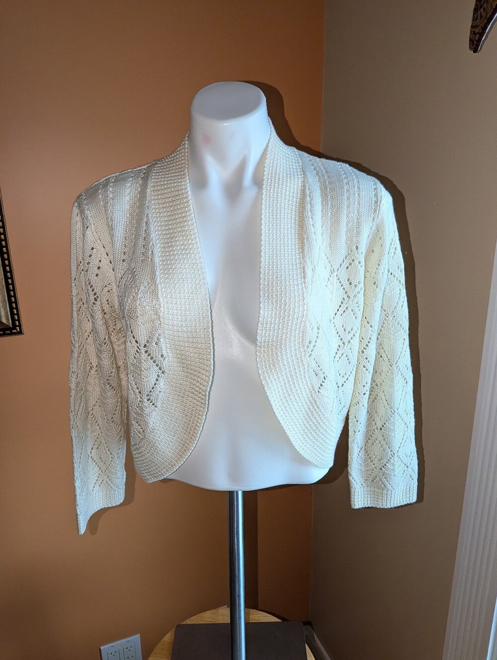 Lennie for Nina Leonard Cream Open-Front Knit Women’s Sweater Shrug L